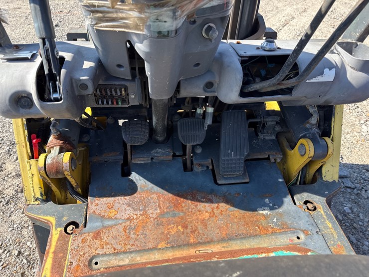 #95-•-komastu-fg20st-12r-pneumatic-tire-forklift-58568861a-inv#32953-image-14