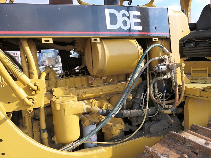 caterpillar-d6e-image-28