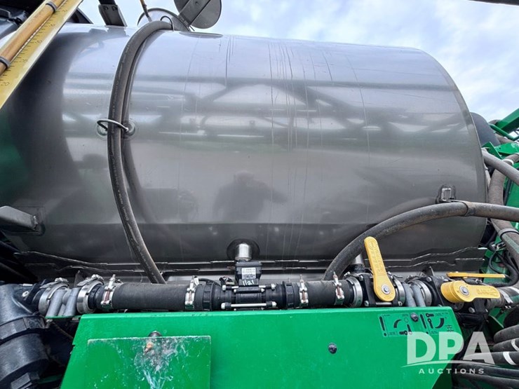 2020-john-deere-r4060-image-55