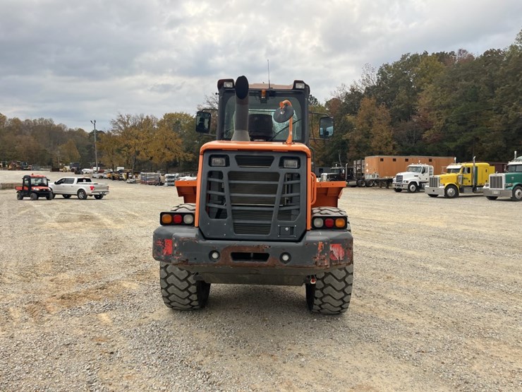 2018-doosan-dl220-3-image-10