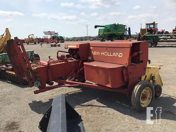 1984-new-holland-311-image-6