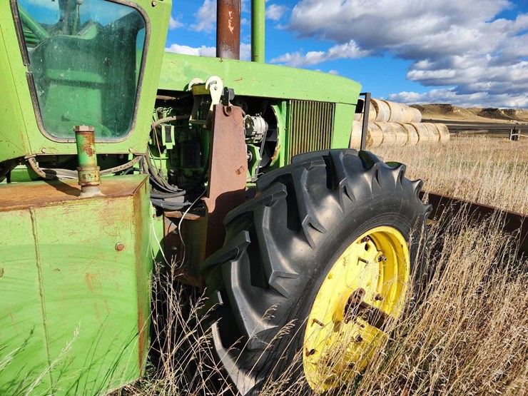 john-deere-7020-image-6