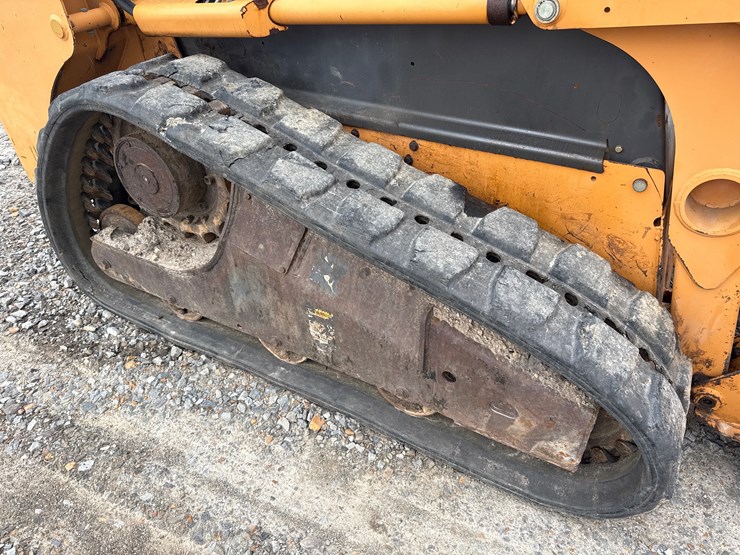 2009-case-420ct-image-14