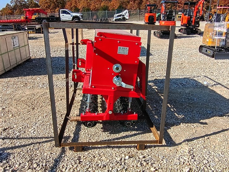 #l59-025-•-agt-seeder-skid-steer-attachment-(3-point)-image-3