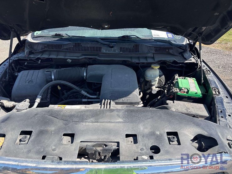 2017-ram-1500-slt-image-6