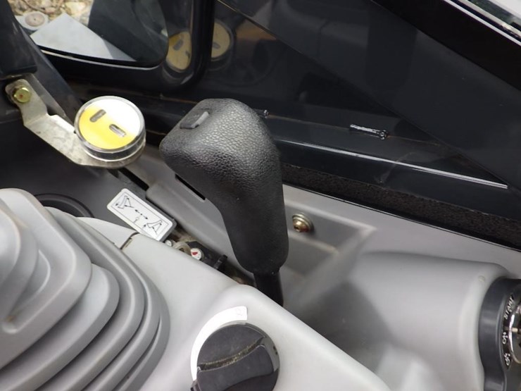 hitachi-zx40u-image-26