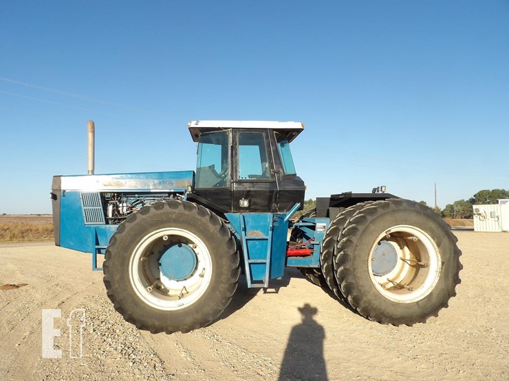 1993-ford-946-image-2