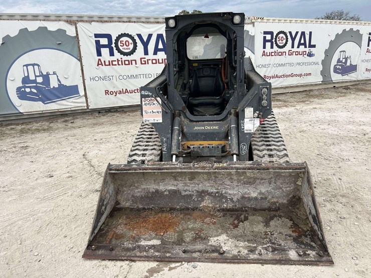 2020-deere-325g-image-19