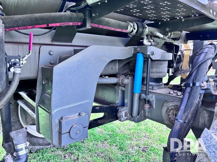 2018-ag-chem-rg1300b-image-45