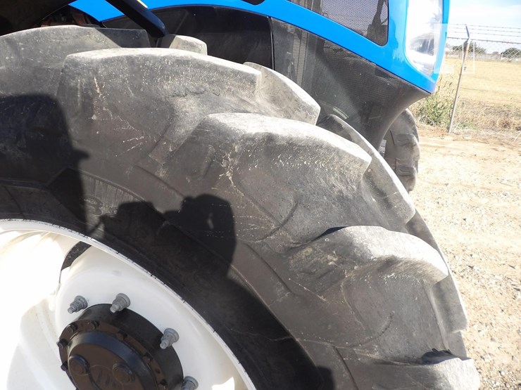 2020-new-holland-ts6.140-image-11