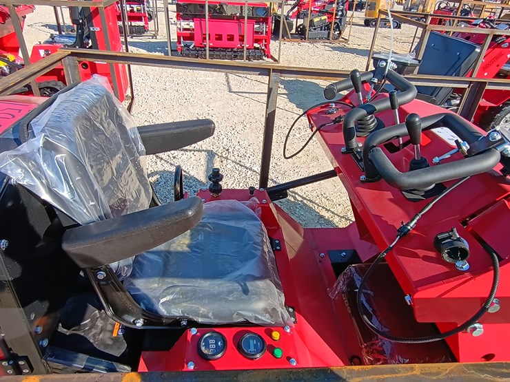 #l59-015-•-agt-sda-140t-mini-loader-image-10