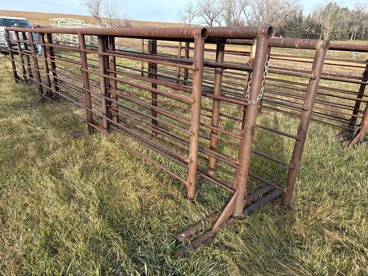 freestanding-panels-image-4