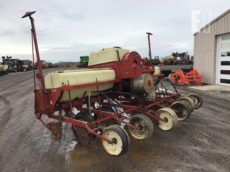 international-400-image-6