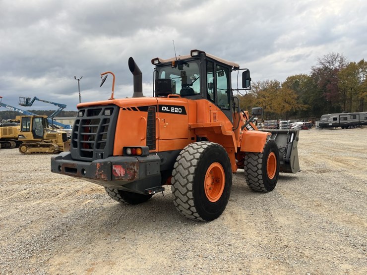 2018-doosan-dl220-3-image-9