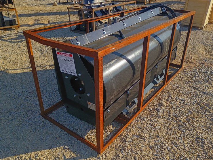 #l59-001-•-mower-king-72"-vibratory-roller-skid-steer-attachment-image-8