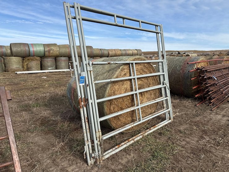 2w-equipment-bow-gates-image-1