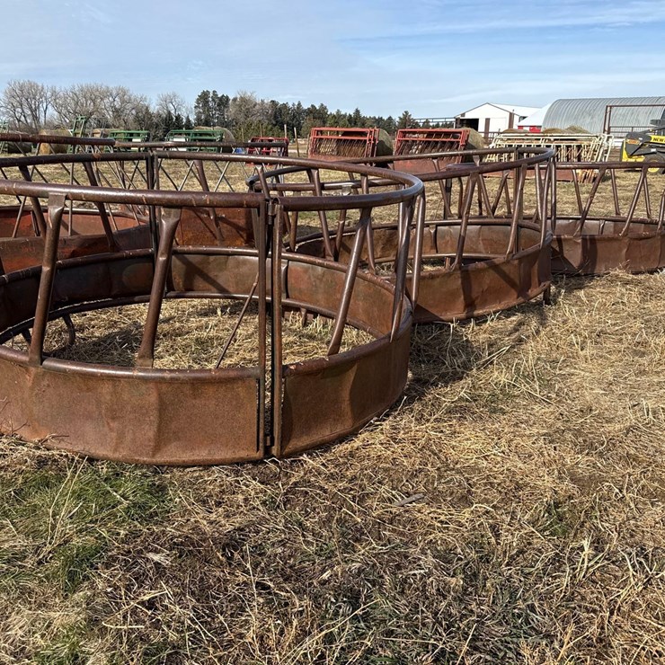 Single Bale Feeders