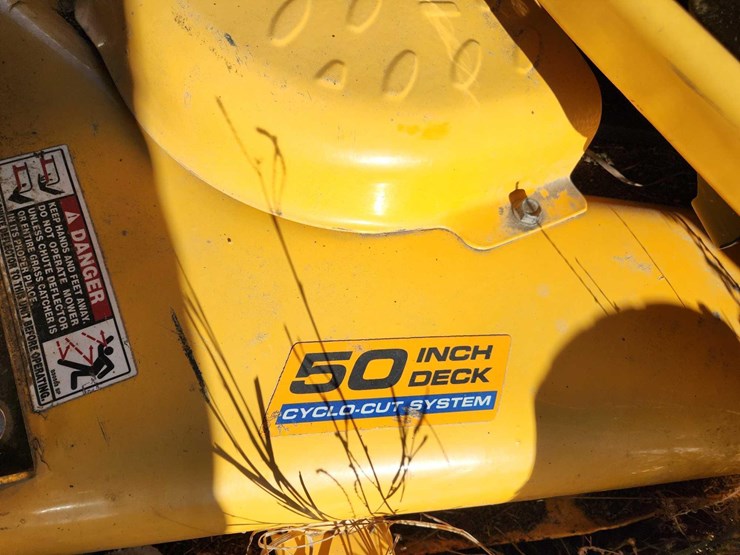 2011-cub-cadet-1050-image-10