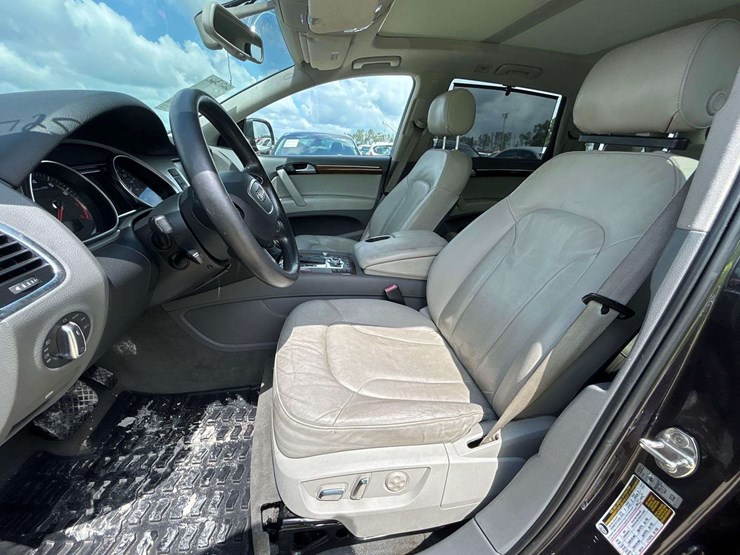 2013-audi-q7-image-11