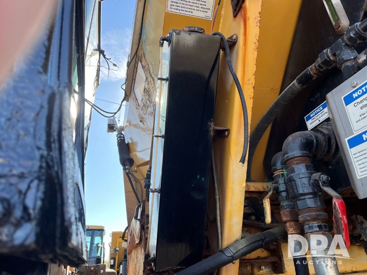 2015-ag-chem-rg1100b-image-55