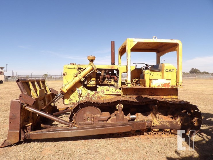 caterpillar-d7e-image-2