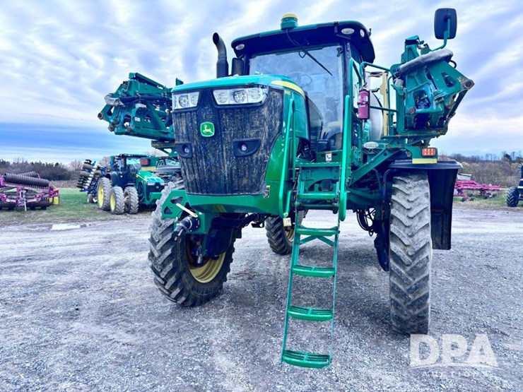 2020-john-deere-r4060-image-3