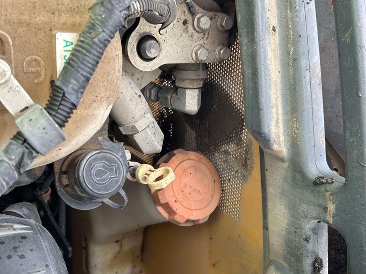 2020-deere-325g-image-8