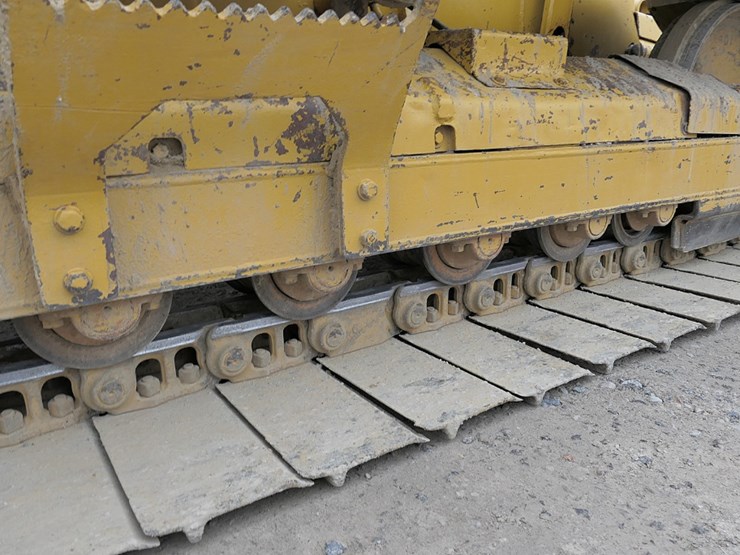 caterpillar-d4c-lgp-image-15