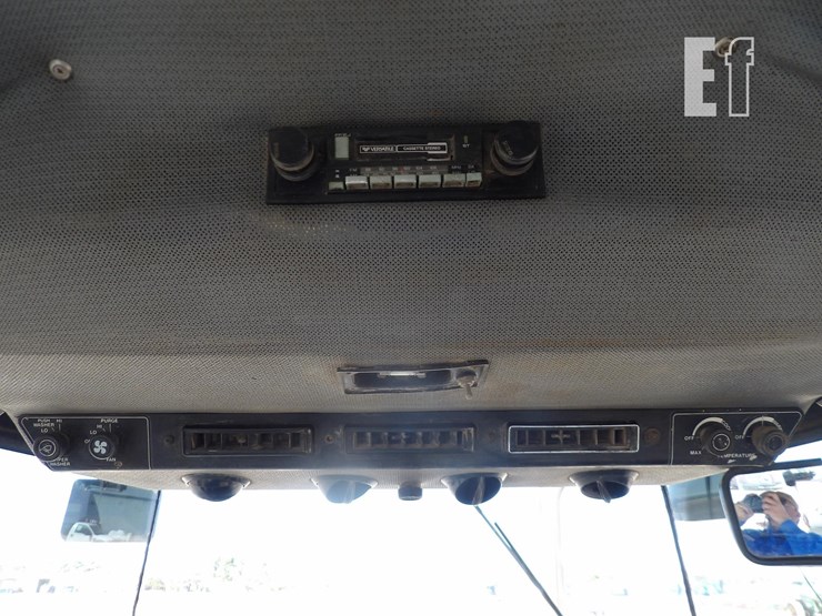 versatile-956-image-27