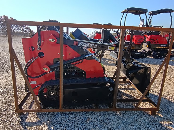 #l59-019-•-agt-lrt23-mini-skid-steer-[damaged]-image-5