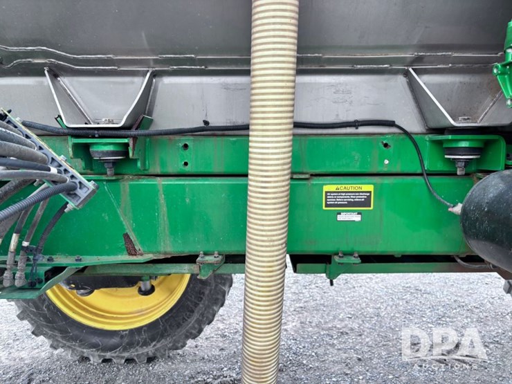 2020-john-deere-r4060-image-74