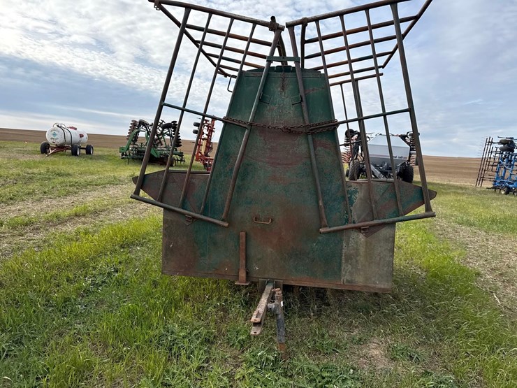 verns-creep-feeder-image-2