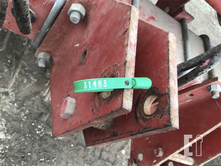 international-181-image-10