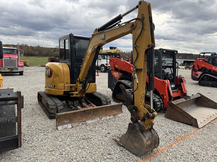 2021-caterpillar-304-image-2