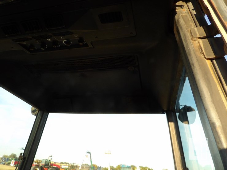 john-deere-4430-image-11