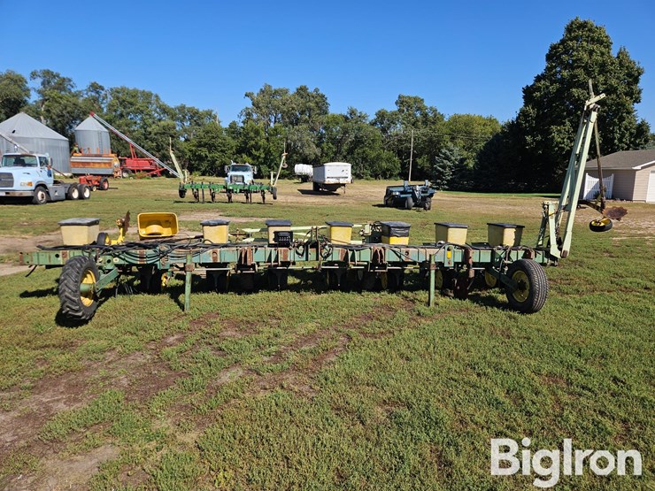 john-deere-7100-image-8