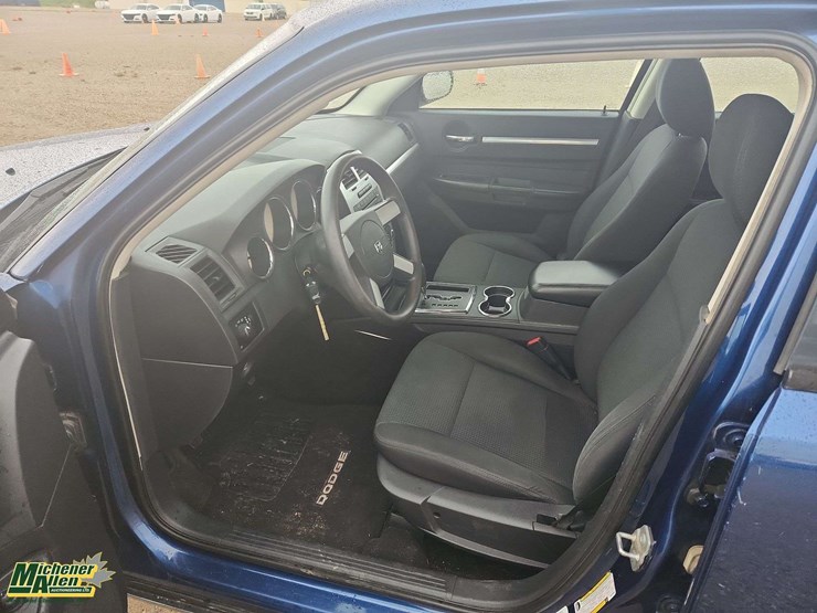 2009-dodge-charger-se-4dr-sedan-image-12