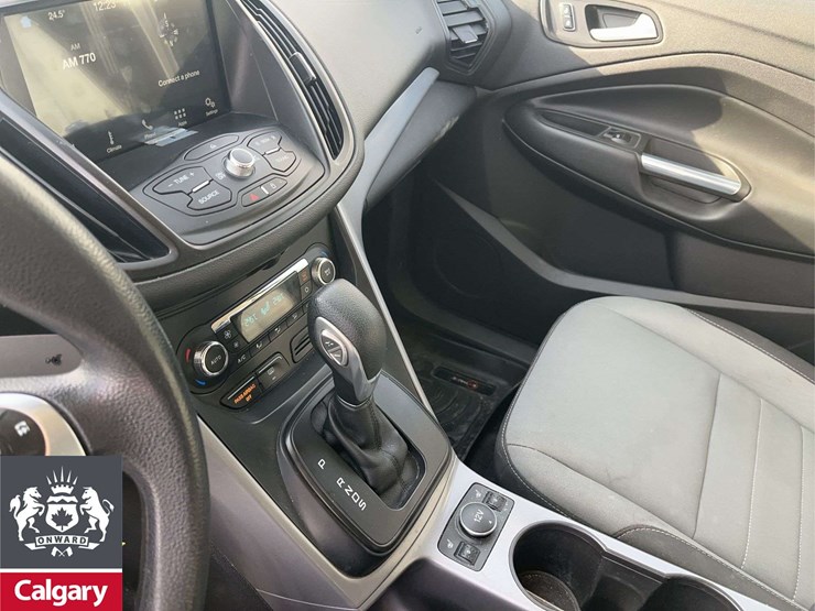 2016-ford-escape-image-12