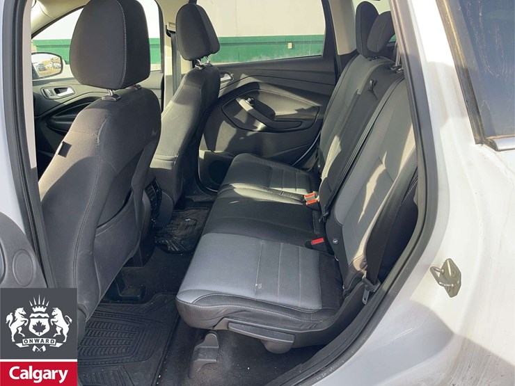 2016-ford-escape-image-16