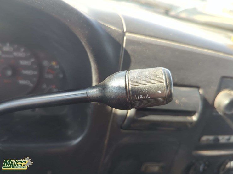 2006-ford-f550-image-12