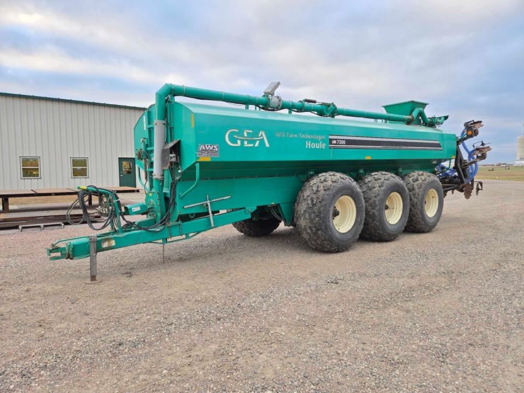 2013-gea-houle-7300-manure-tanker-image-1