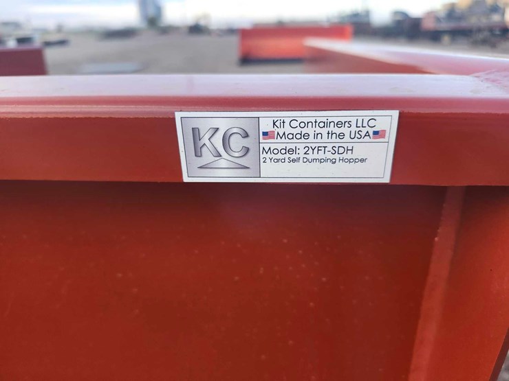 self-dumping-hopper-with-fork-pockets-image-6