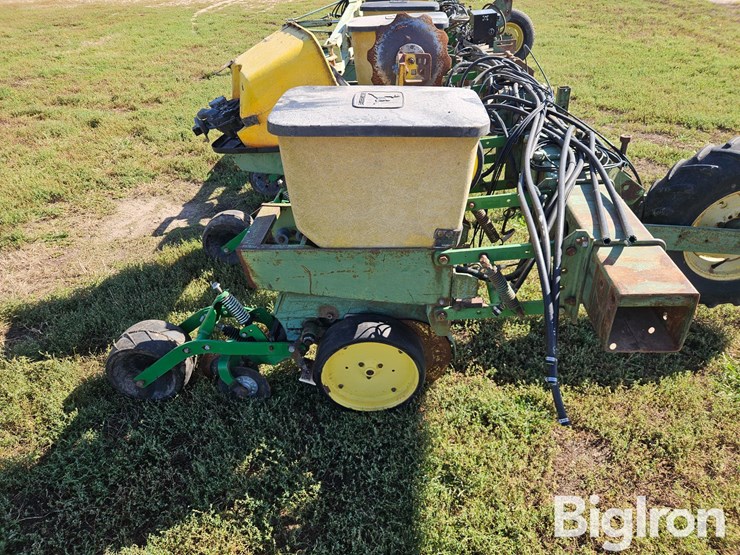 john-deere-7100-image-9