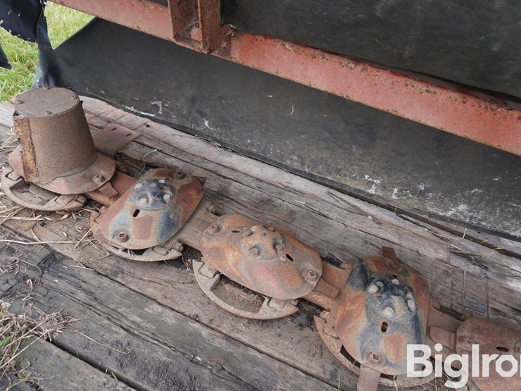 new-holland-616-image-18