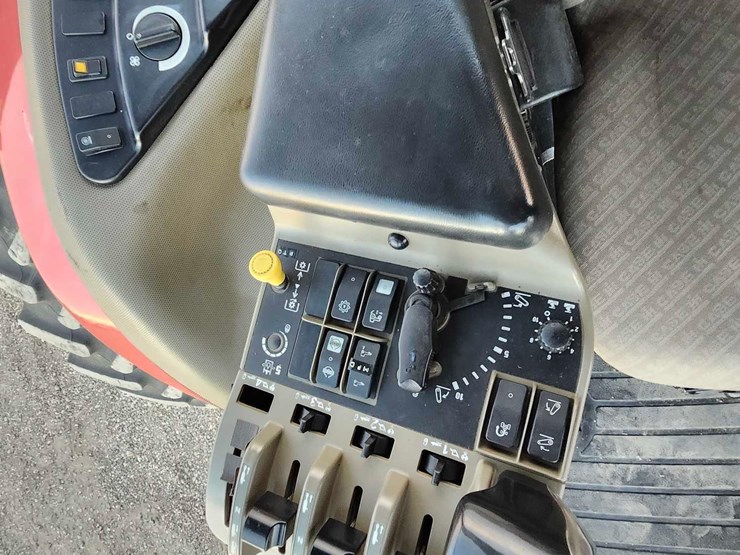 2005-case-ih-mx285-image-16