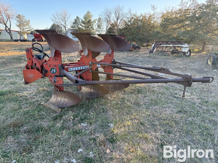 massey-ferguson-57-image-8