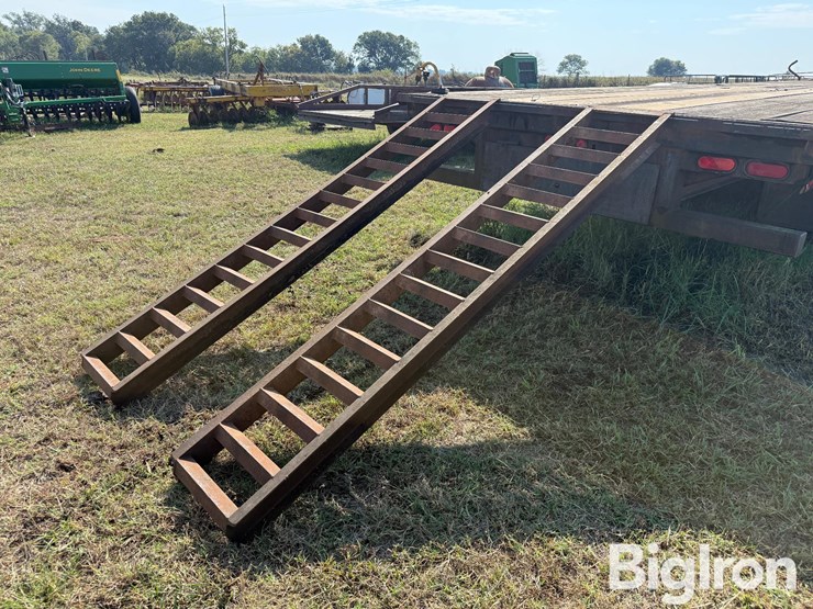 28'-t/a-flatbed-trailer-image-18