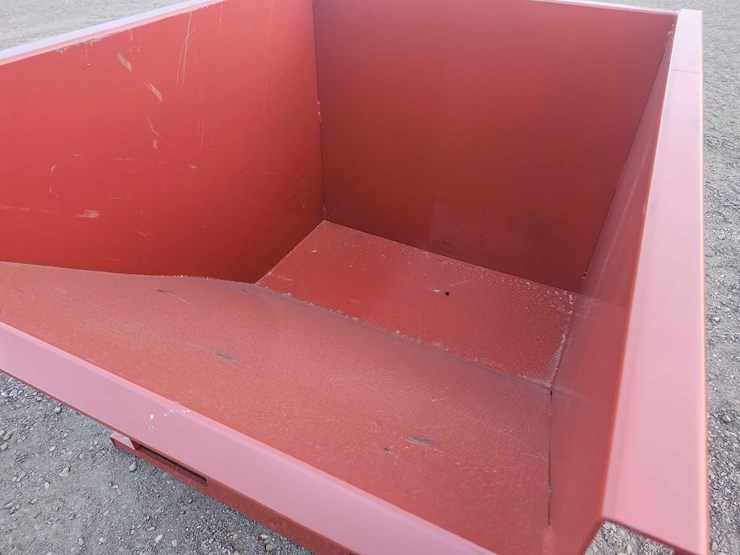 self-dumping-hopper-with-fork-pockets-image-5