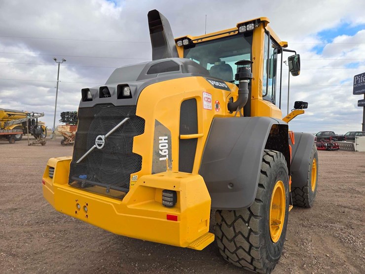 2022-volvo-l60h-image-6