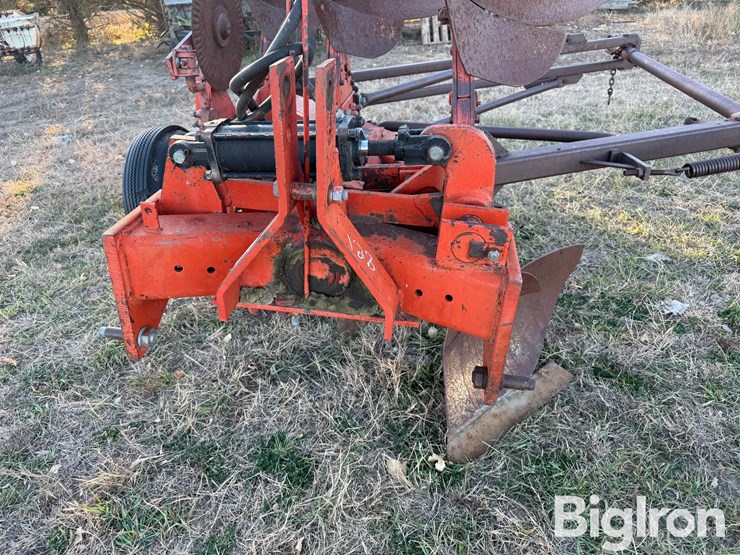 massey-ferguson-57-image-9